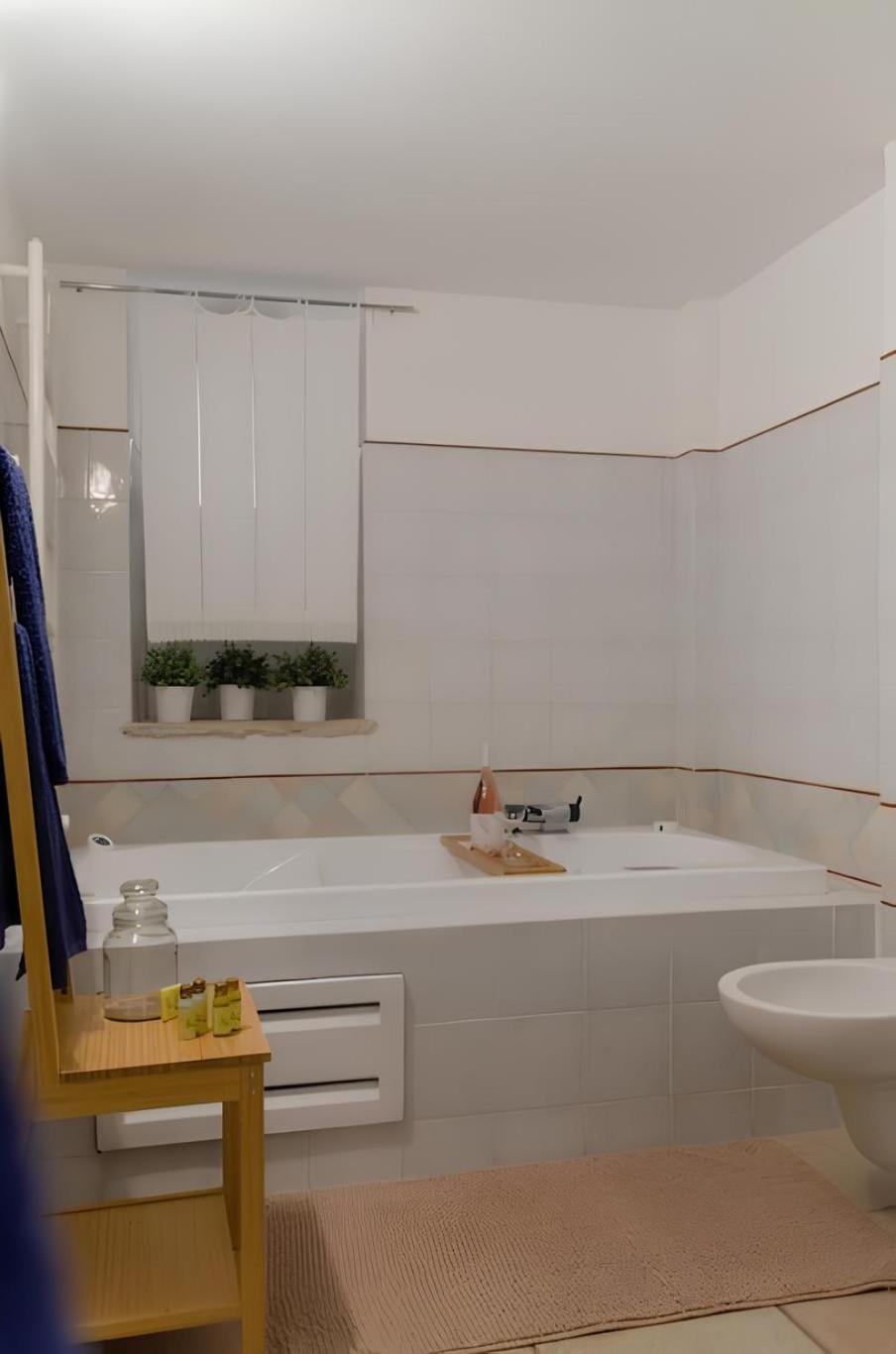 Maison De L'Air - Apt With Jacuzzi ジョヴィナッツォ エクステリア 写真